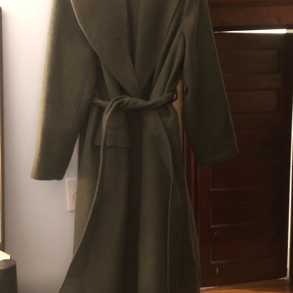 Décor Women's Long Wrap Coat in Olive Green